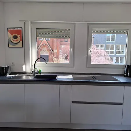 Apartment Geraeumige Designwohnung Mit Panorama-aussicht *